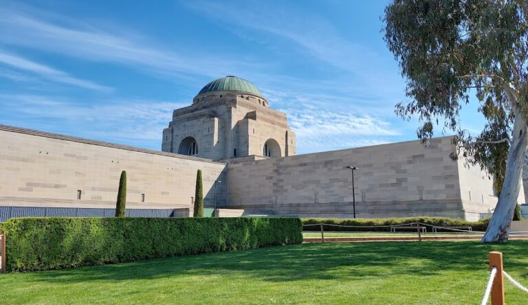 Explore Shoalhaven & Canberra with Wanderable. A Journey from Coast to Capital.